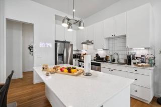 The Emerald 3BD In the Heart of Magnolia - 1