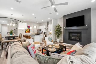 Joyous 3BD House in the heart of Fort Worth - 8