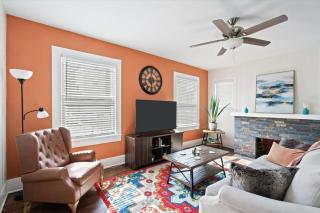 Uplifting 2BD House in the heart of FortWorth - 1