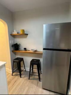 Charming Downtown 3BR Combo Room - 4