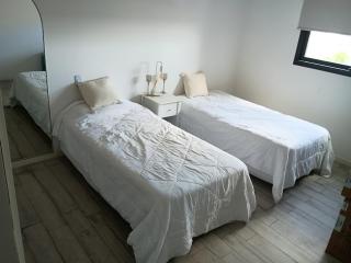 Dpto amplio y luminoso - 6