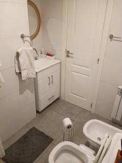 Dpto amplio y luminoso - 1