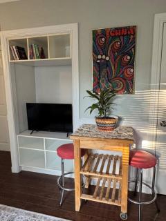 Vintage Vacation in Old East - 4