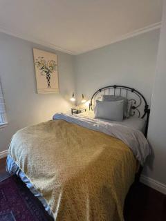 Vintage Vacation in Old East - 3