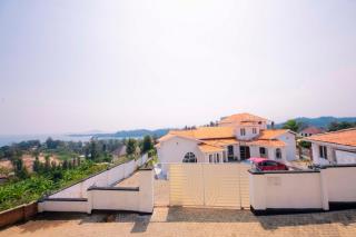Elegant Lakeside Villa in Kibuye, Rwanda - 7