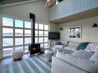Beachfront cabin, dock, water views - 0