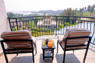 Elegant Lakeside Villa in Kibuye, Rwanda - 1