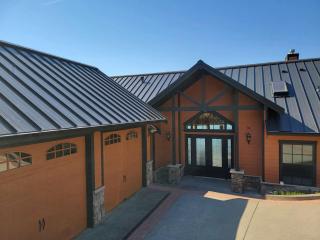 Private beach luxury home sleeps 12, Shelton, WA - 1