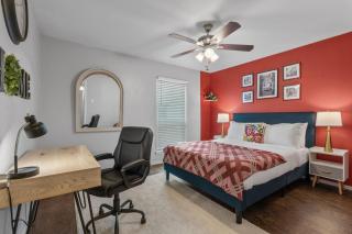 Intimate 2BD TCU Walkable - 9