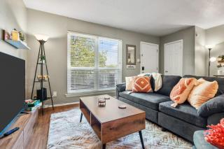 Vivid 1BD TCU Walkable - 2