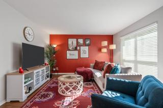 Passionate 2BD TCU Walkable - 8