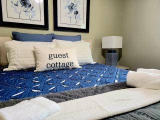 The Front St Lofts, sleeps 8 - 2