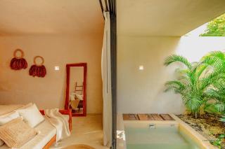 Muunek by Land Boutique - 8