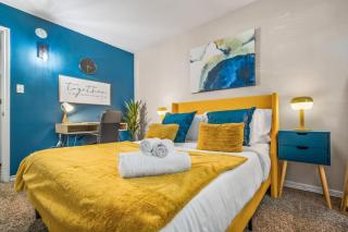 Where its all Happening 1BD AT and T Walkable - 0