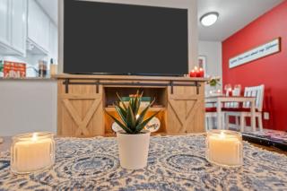 The Ruby 1BD AT and T Walkable - 2