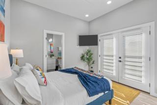 Elegant 2BD Townhome 7TH St Walkable - 5