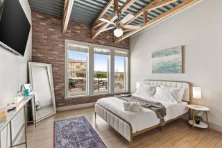 Intimate 2BD with Unique Style in the heart of FortWorth - 6