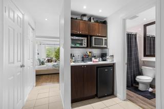 Charming Tremblant Lakeview Studio - 4