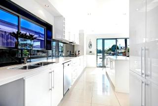 Tropical Dreaming Heated Pool STAY 5 PAY 4 - 3