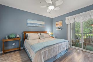 Riverwalk Gem, Peaceful Beach and Golf Getaway - 4