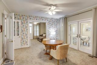 2 Mi to Dtwn Charming Sandusky Getaway with Hot Tub - 4