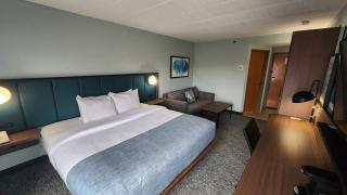 Wingate by Wyndham Cranberry - 9