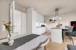 Arctic Premium Horizon l Sea View l Balcony - 2