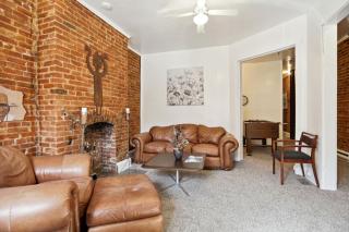 Stylish Redbrick 2BR in Heart of DC - Washington - 4