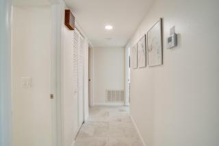 Approx 40 steps to beach entrance of Anna Maria beach - 5