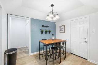 2BD Modern Townhouse - Mins to 6 Flags UT & More - 2