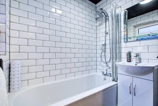 Colchesterchicplushfirepatiopettrain - 2