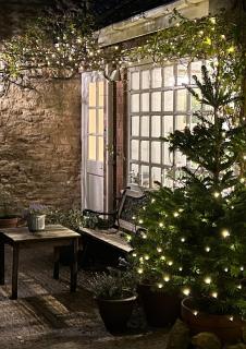 Four Seasons Cottage - in the Cotswolds - 9