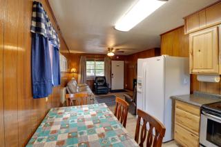 Pet-Friendly Cabin with Designated Boat Slip! - 5