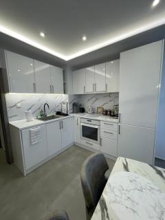 Sofia Luxury Apartment - 9