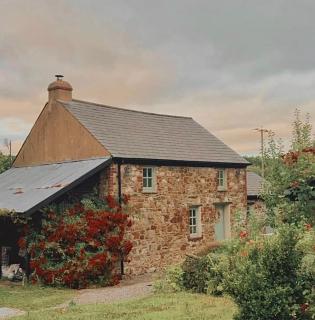 The Little Welsh Cottage - 0