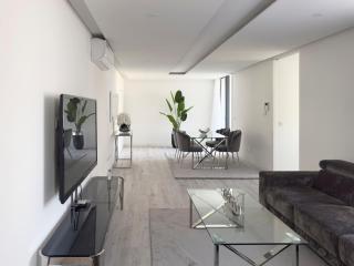 2-bdr bright apt central street cidadela - LCGR - 0