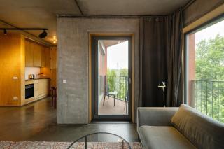 B10 Metro Stadion Narodowy Parking Free - 1