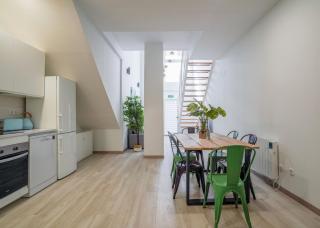 Modern Duplex-2Bedrooms 1.5Baths-Delicias - 4