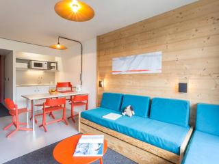 Studio rénové, Ski aux pieds, Balcon, Wifi gratuit - FR-1-346-352 - 3
