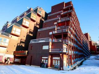 Studio ski aux pieds avec balcon, 4 personnes - FR-1-346-495 - 1