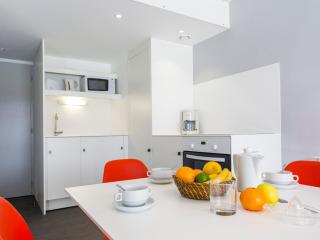 Appartement rénové ski aux pieds avec balcon pour 8 personnes - FR-1-346-514 - 2