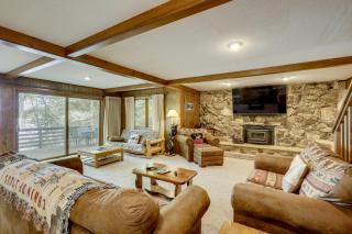 Lakeside Northwoods Retreat Dock, Deck, Fire Pit! - 8