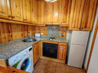 Vistas a Boí Taüll y buena orientación- Tu lugar con parking - Falcó 1 - 3