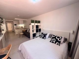 Modern and Cozy Study - 5