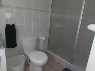 Goose On Uitvlught Self Catering Accommodation Room2 - 8