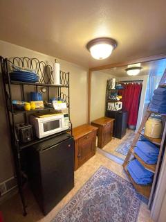 Cozy Alpine Retreat in Historic Downtown - 2