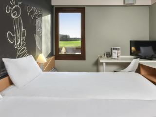 ibis Charleroi Airport Brussels South - 2