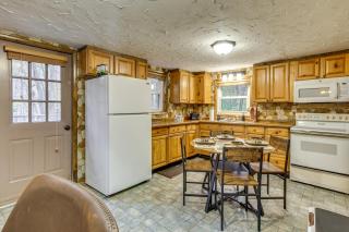 Lake Access and Hot Tub! Serene Rockbridge Cabin - 3