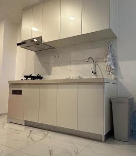 Spacious 2 Bedroom Apartment at Skyhouse BSD Kensington - Cilenggang - 6