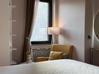 Modern Apartment in Old City - 2